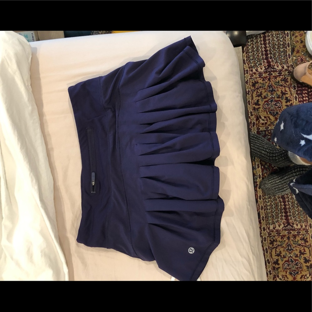 Lululemon purple tennis skirt size 4